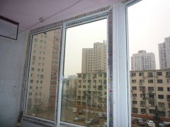 西山楓林?jǐn)鄻蜾X窗戶 西山楓林?jǐn)鄻蜾X窗戶