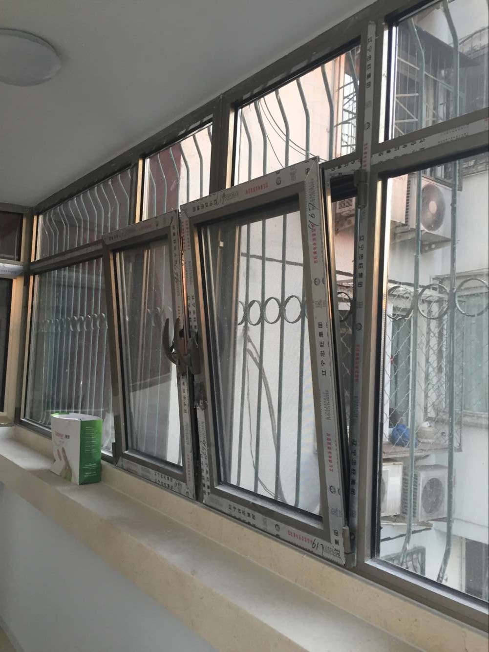 安慧里三區(qū)5號(hào)樓205斷橋鋁窗