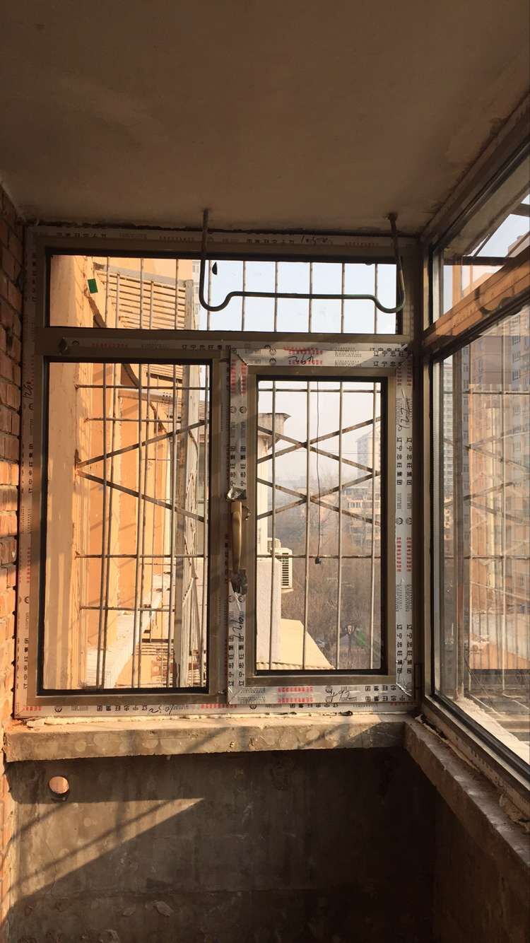 柳芳南里6號(hào)樓5單元602斷橋鋁窗